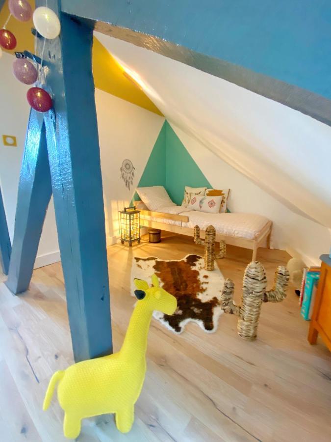 סן-בריו Marie Et Brieuc _ Duplex Lumineux Colore Atypique Face Cathedrale מראה חיצוני תמונה